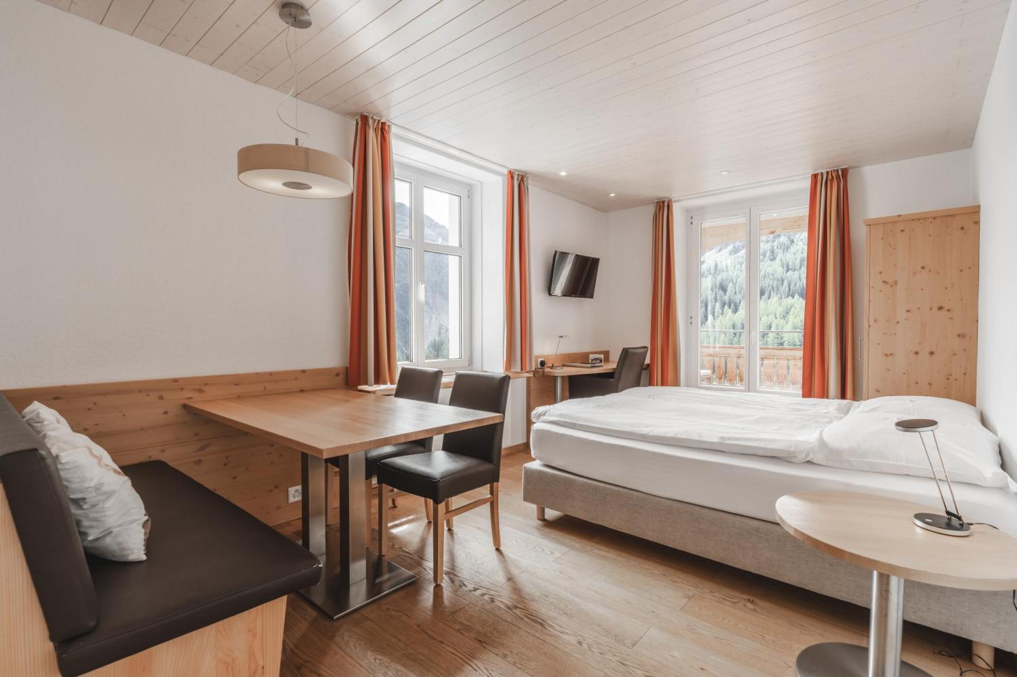 Hotel Alpensonne - Panoramazimmer&Restaurant Arosa Extérieur photo